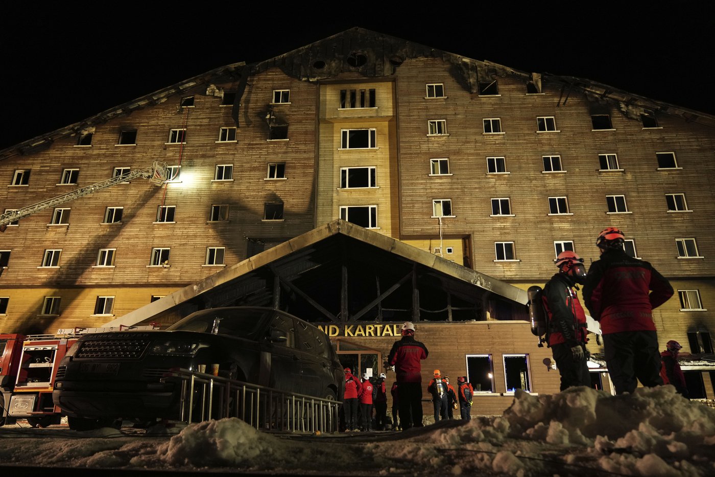 At least 76 people killed in a hotel fire at a ski resort in Turkey | iNFOnews.ca At least 76 people killed in a hotel fire at a ski resort in Turkey | iNFOnews.ca