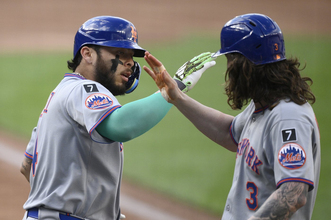 Alvarez hits 2-run homer, Holmes combines with bullpen on Mets' 5th shutout, 2-0 win over Nationals | iNFOnews.ca