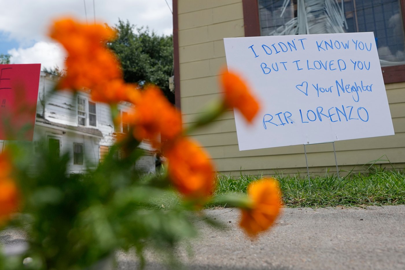 Family demands an independent probe after ICE officer fatally shoots a man in Houston | iNFOnews.ca Family demands an independent probe after ICE officer fatally shoots a man in Houston | iNFOnews.ca