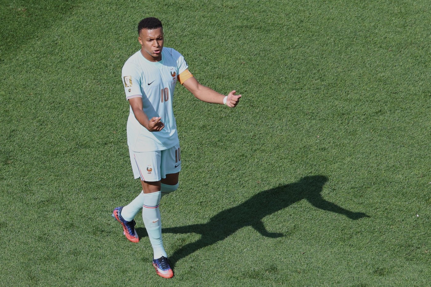 Kylian Mbappé has a goal and an assist as France beats Morocco 2-0 in the World Cup quarterfinals | iNFOnews.ca