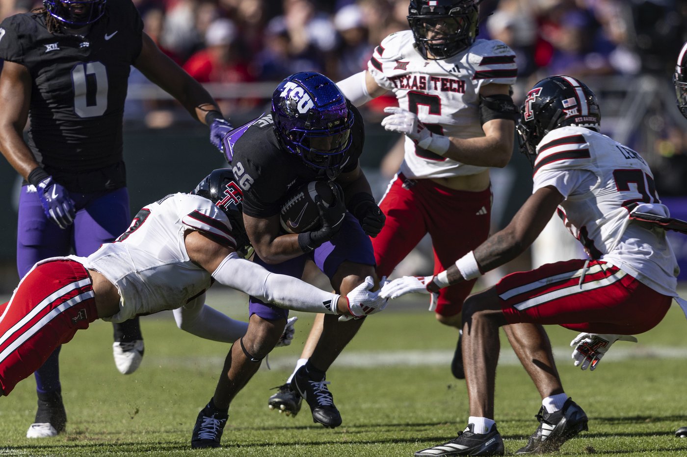 Hoover throws 3 TDs as TCU rallies from 17-point deficit to beat Texas Tech 35-34 | iNFOnews.ca