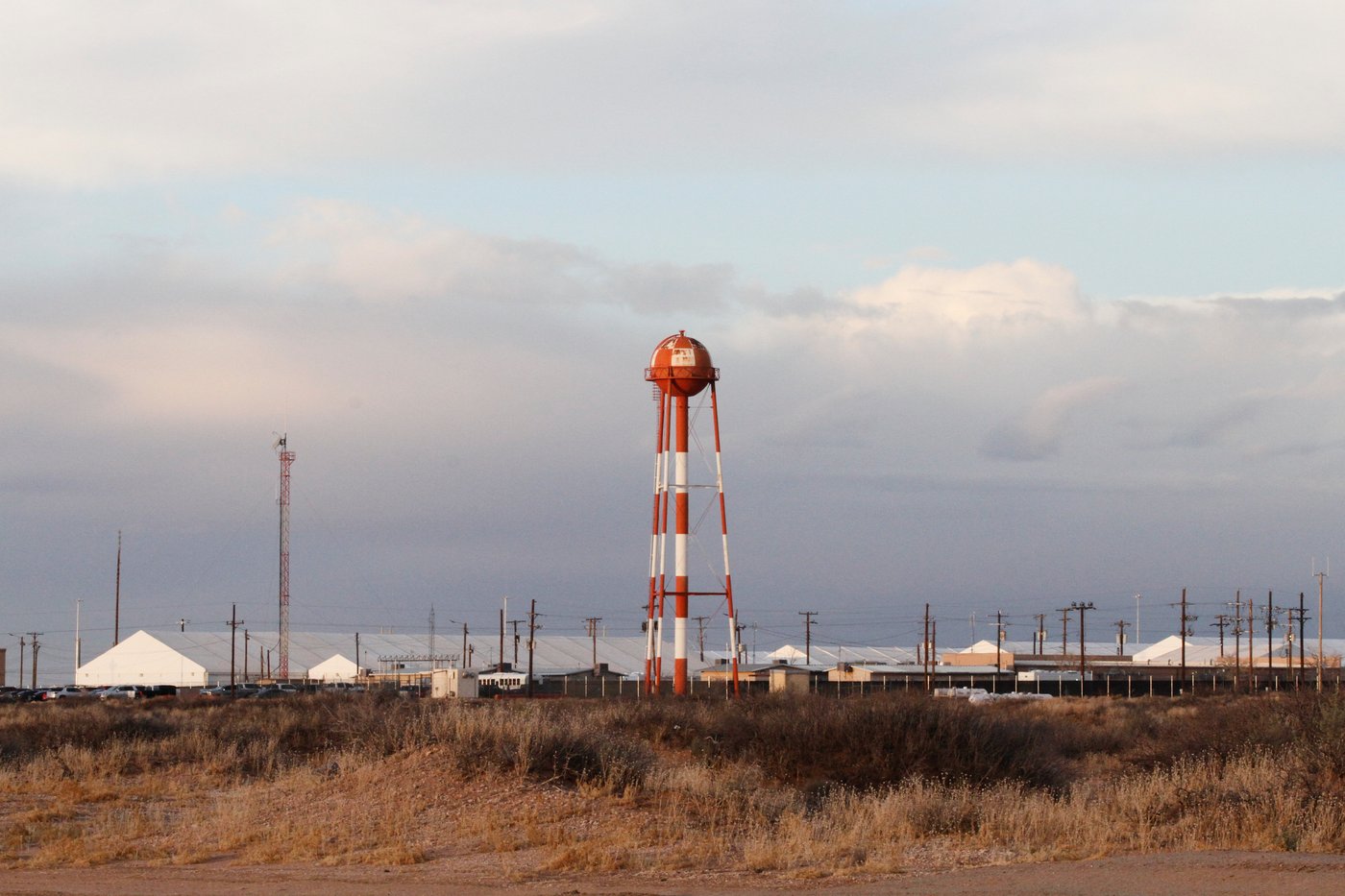 Attempted suicides, fights, pain: 911 calls reveal misery at ICE’s largest detention facility | iNFOnews.ca