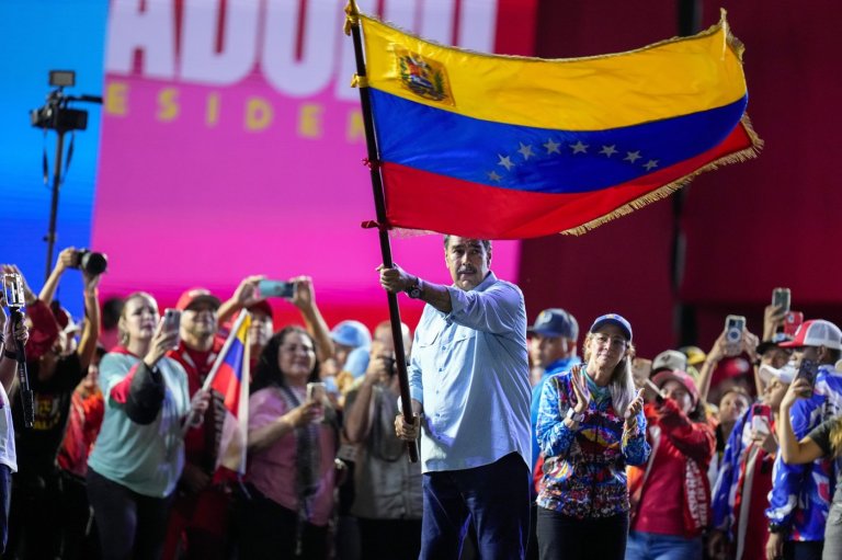 Fact File: Maduro's capture reignites election conspiracy involving ex-Canadian firm | iNFOnews.ca