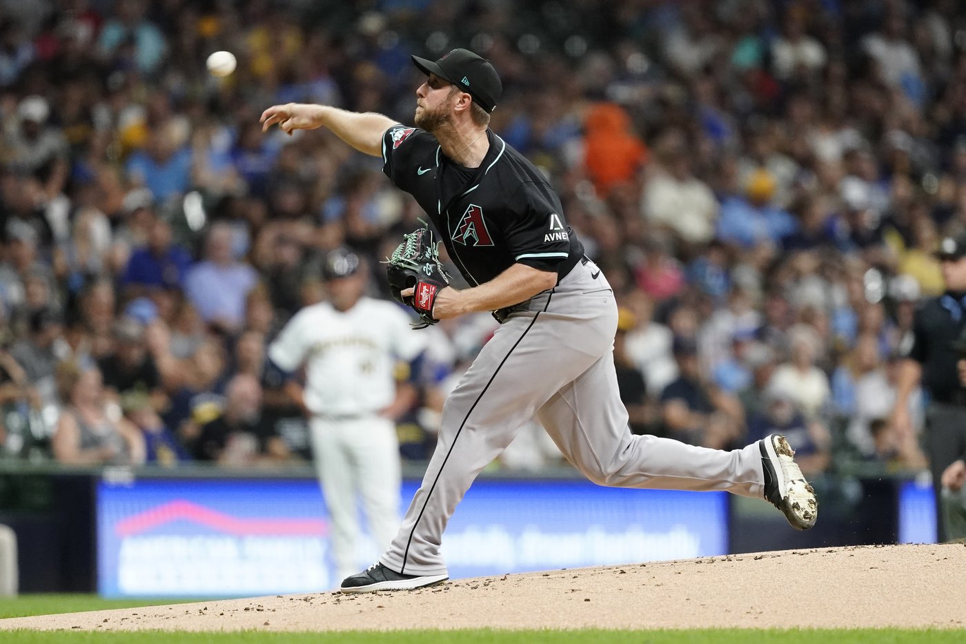 Pederson hits an early homer as the Diamondbacks blank the Brewers 5-0 | iNFOnews.ca Pederson hits an early homer as the Diamondbacks blank the Brewers 5-0 | iNFOnews.ca