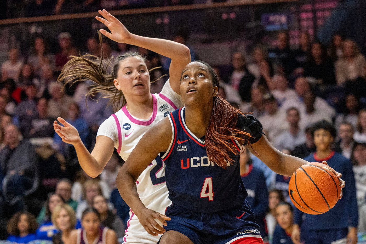 Fudd and Strong power No. 1 UConn to an 83-69 win over Villanova as win streak reaches 44 games | iNFOnews.ca