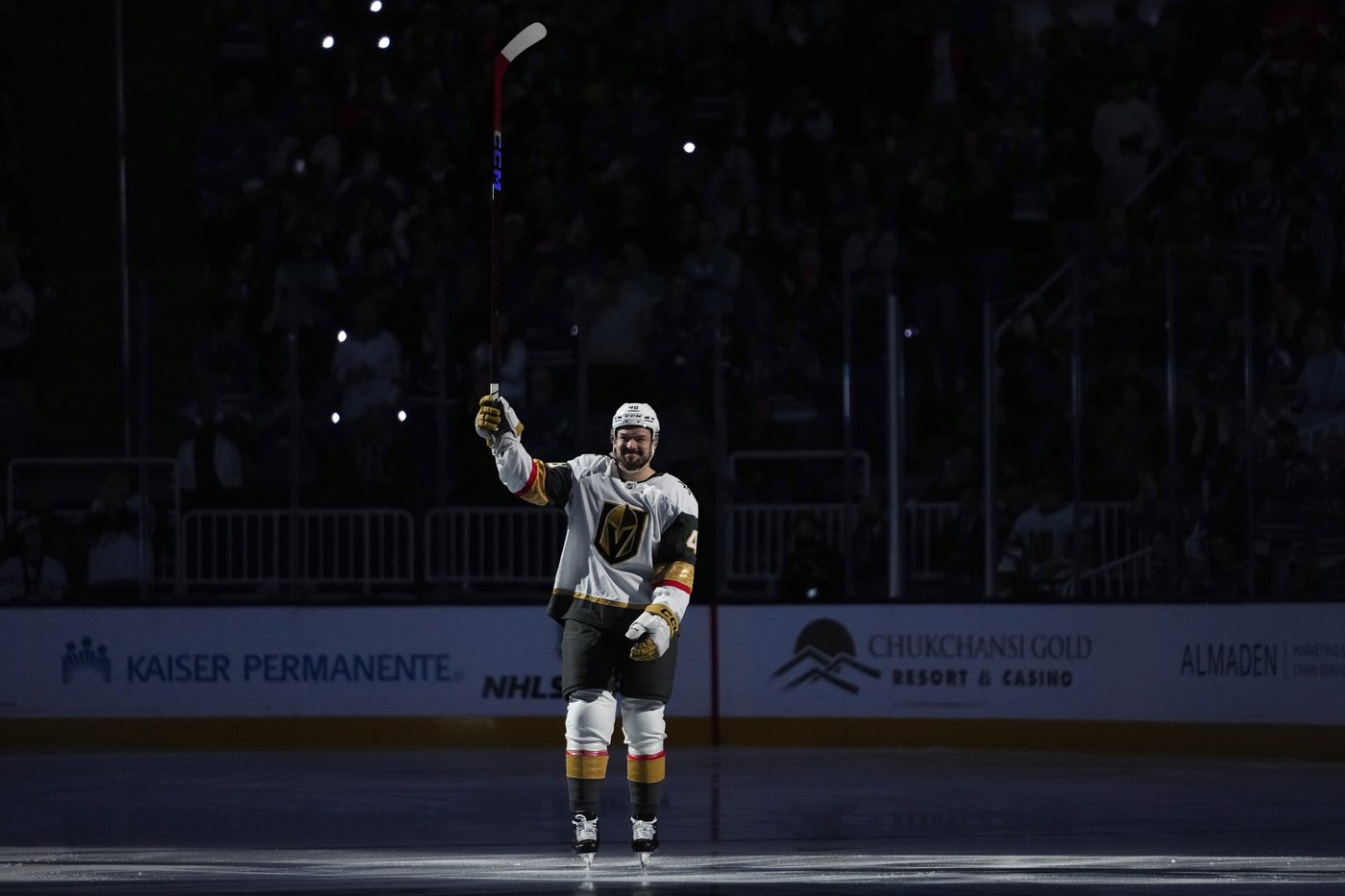 Golden Knights score 2 quick short-handed goals in 6-3 win over Sharks | iNFOnews.ca