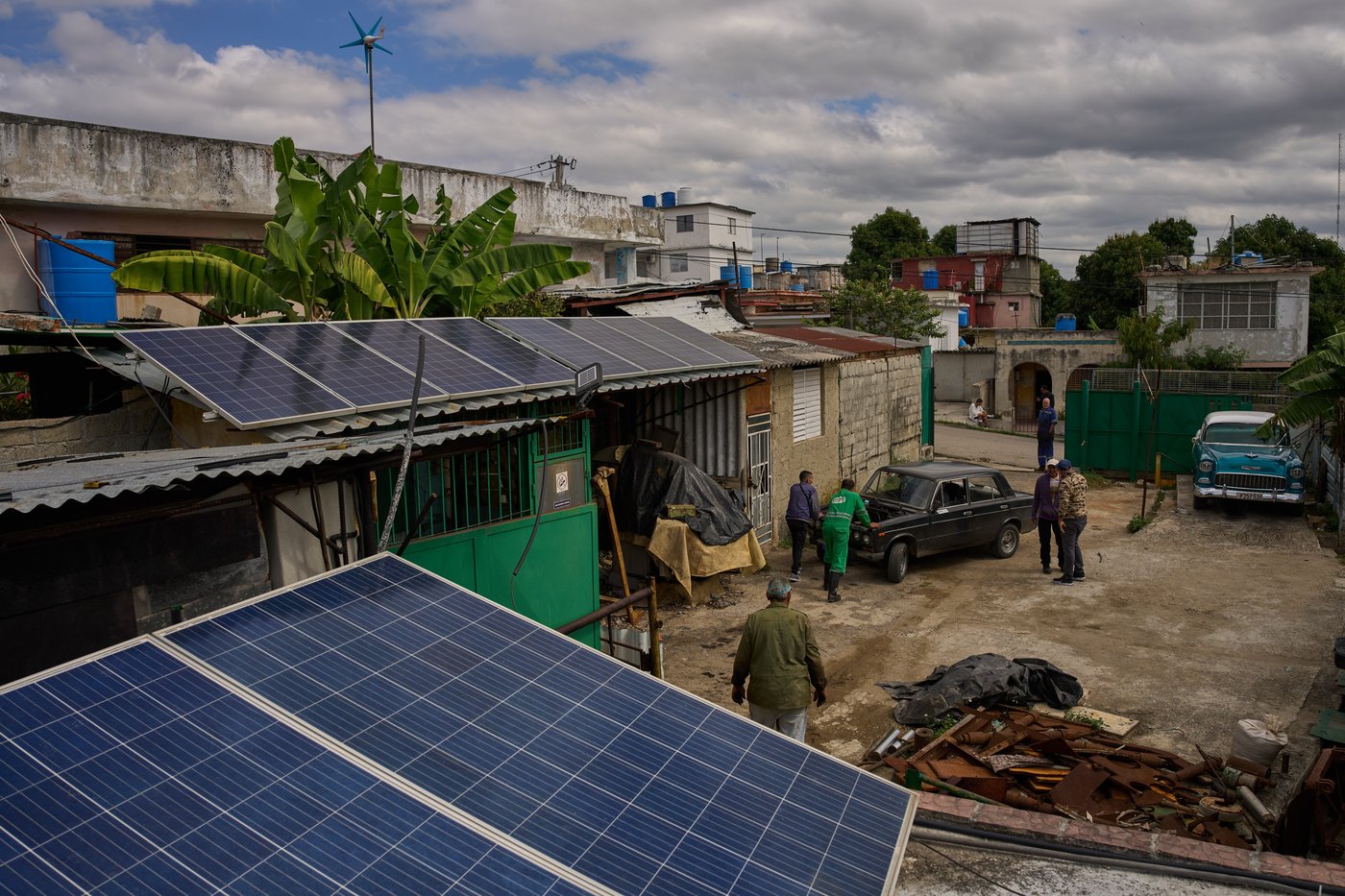 Photos of Cubans getting by without power as outages persist and tensions with US escalate | iNFOnews.ca