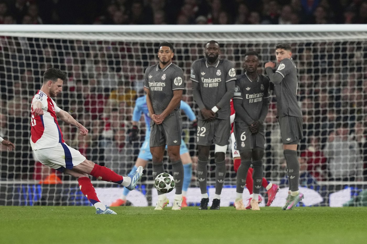 How Declan Rice defied Arsenal's set-piece coach to score sensational free kicks | iNFOnews.ca