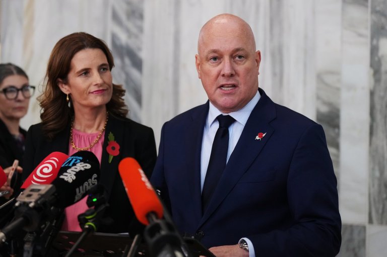 New Zealand Prime Minister Luxon survives party leadership vote months before election | iNFOnews.ca