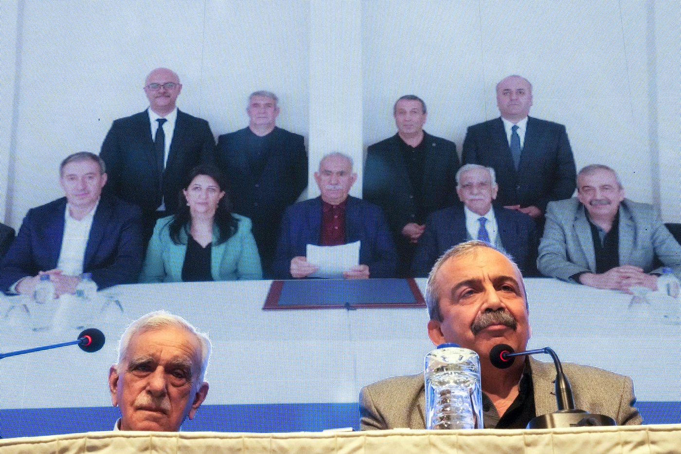 Turkey's Kurds wary of path to peace after PKK declares ceasefire | iNFOnews.ca