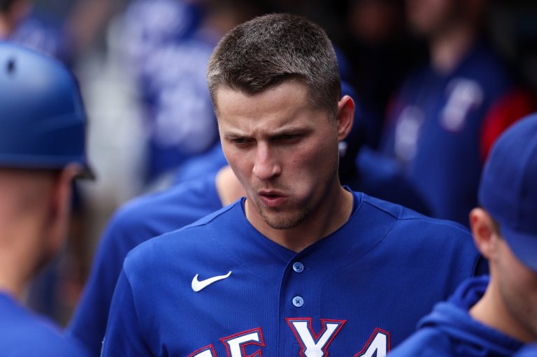 Texas Rangers shortstop Corey Seager finished the season with a bone spur in his elbow | iNFOnews.ca