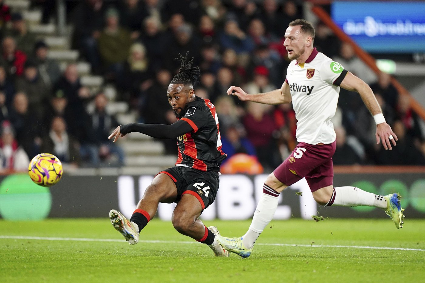West Ham share points with Bournemouth after late drama on England's south coast | iNFOnews.ca West Ham share points with Bournemouth after late drama on England's south coast | iNFOnews.ca
