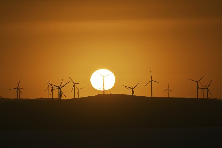 Australia targets 62% to 70% emissions cut by 2035 | iNFOnews.ca