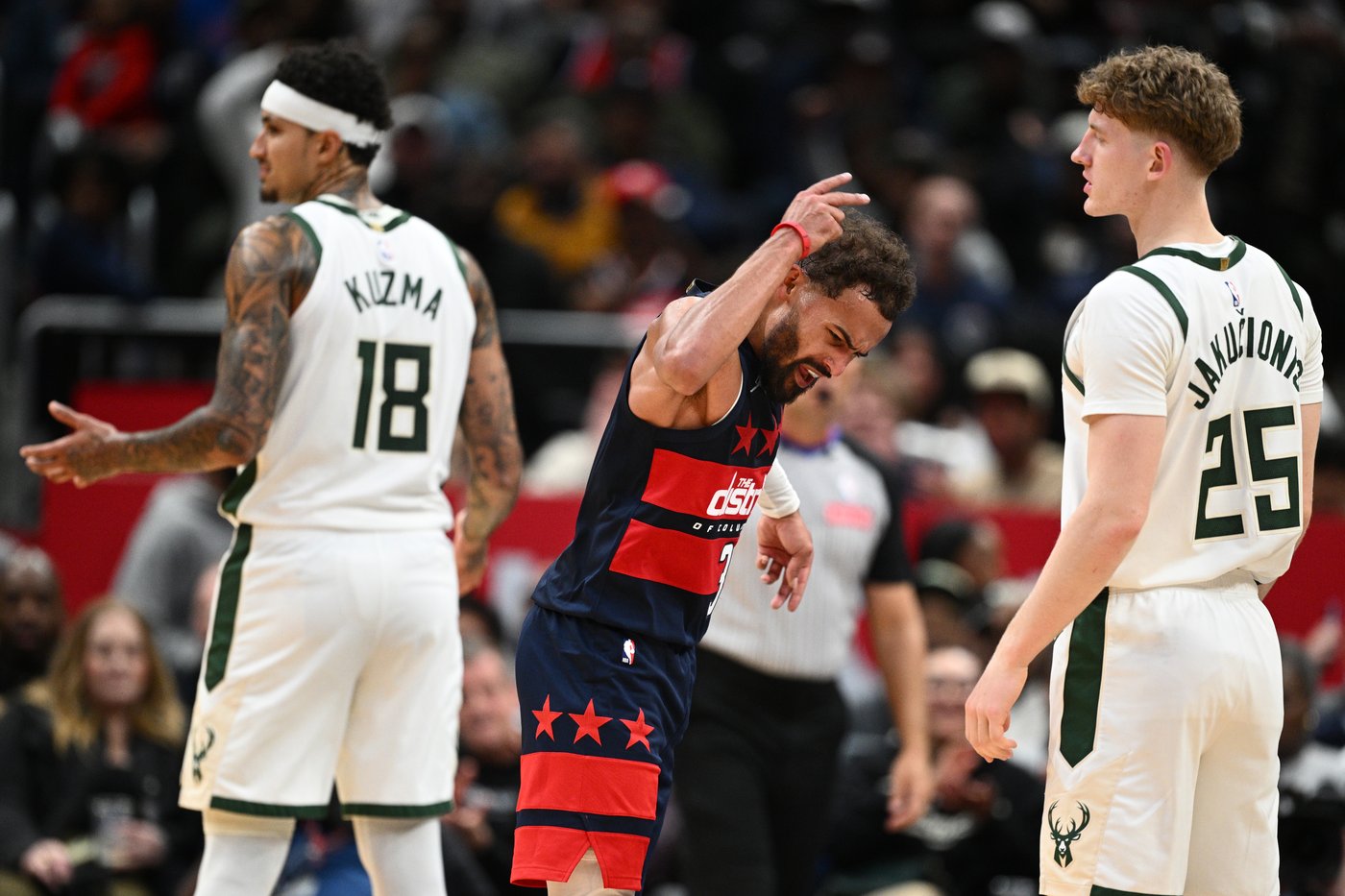 Davis scores 34 points in his Washington debut, leading the Wizards over Milwaukee 128-116 | iNFOnews.ca Davis scores 34 points in his Washington debut, leading the Wizards over Milwaukee 128-116 | iNFOnews.ca