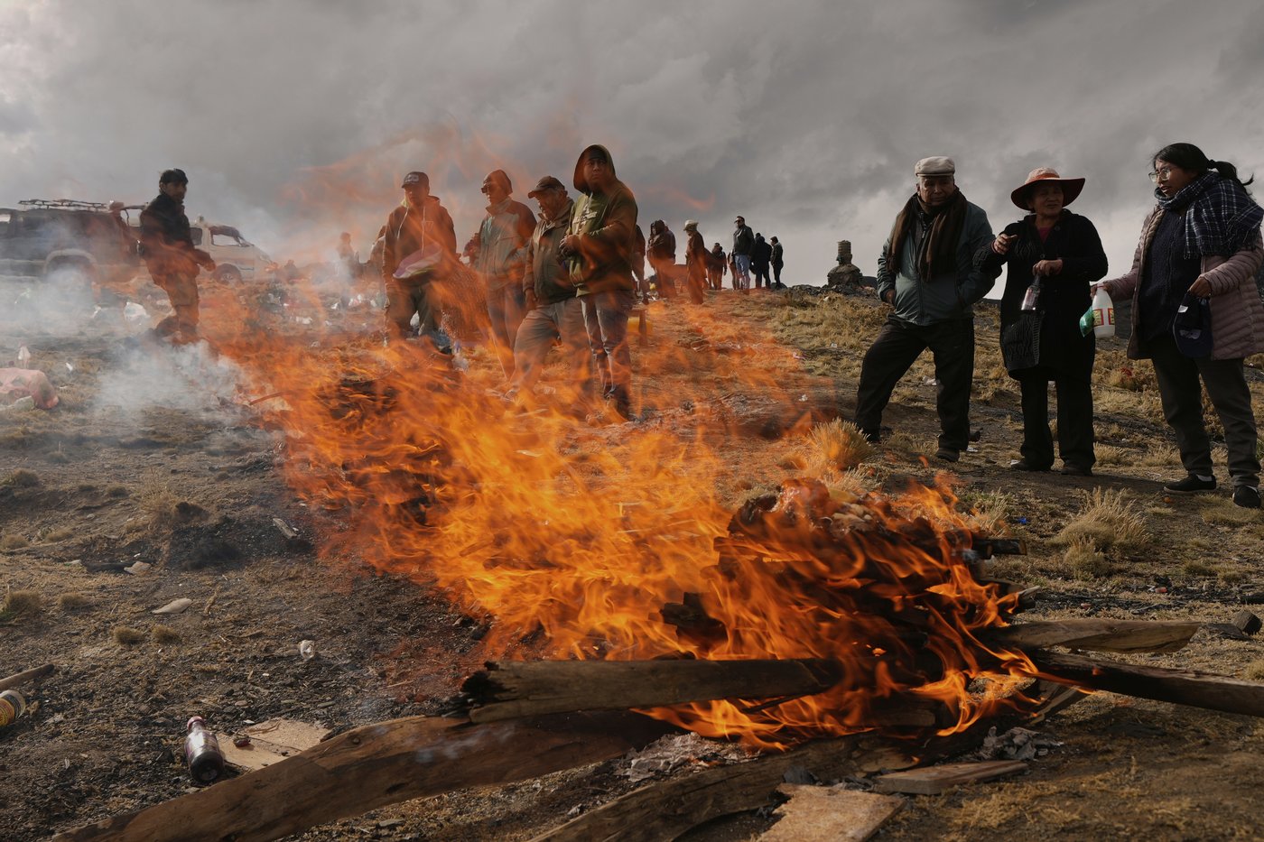 Burnt offerings, whispering to mountains: Inside Bolivians' rituals for Mother Earth | iNFOnews.ca
