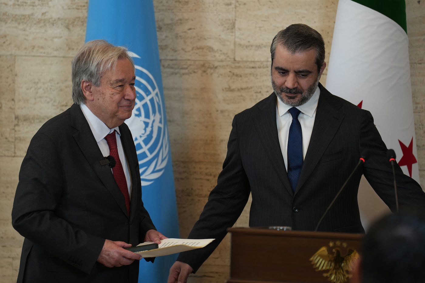 The UN chief on a visit to Damascus urges the international community to support Syrian people | iNFOnews.ca The UN chief on a visit to Damascus urges the international community to support Syrian people | iNFOnews.ca