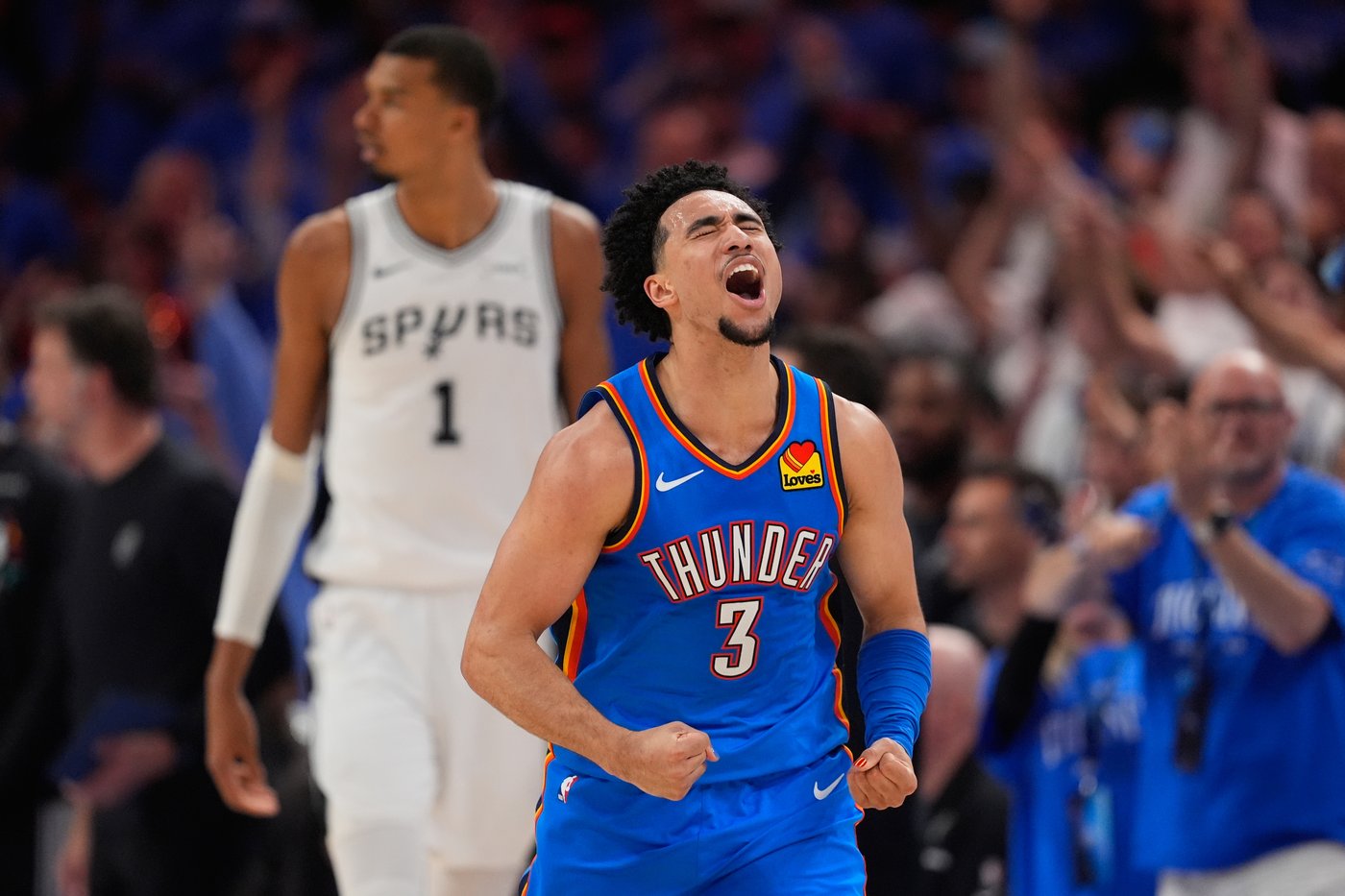 Shai Gilgeous-Alexander scores 30, Thunder top Spurs 122-113 in Game 2 of West finals | iNFOnews.ca Shai Gilgeous-Alexander scores 30, Thunder top Spurs 122-113 in Game 2 of West finals | iNFOnews.ca