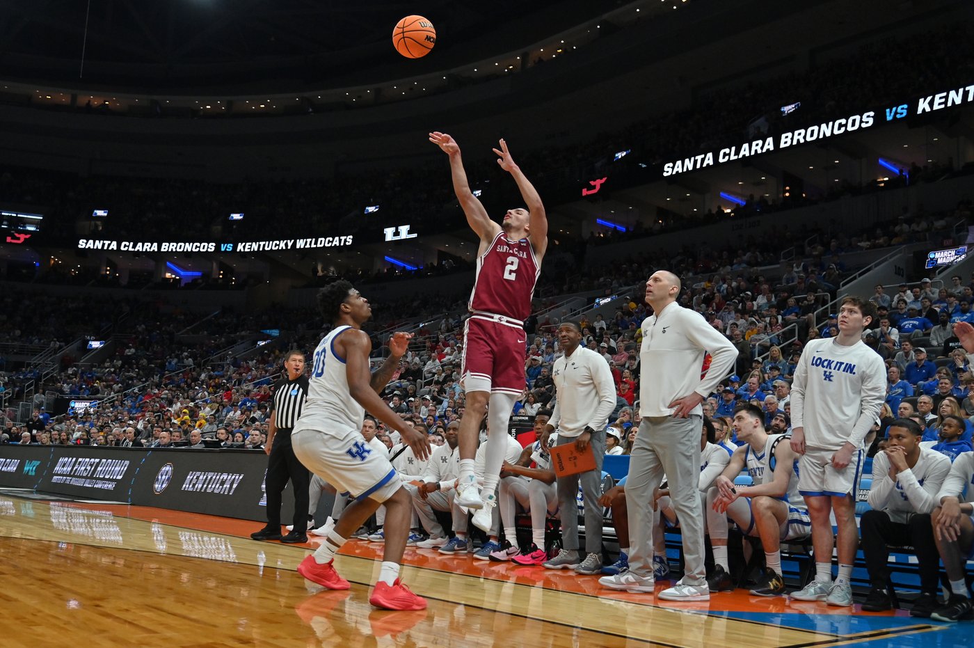 Otega Oweh's buzzer-beater saves Kentucky in 89-84 overtime win over Santa Clara in March Madness | iNFOnews.ca Otega Oweh's buzzer-beater saves Kentucky in 89-84 overtime win over Santa Clara in March Madness | iNFOnews.ca