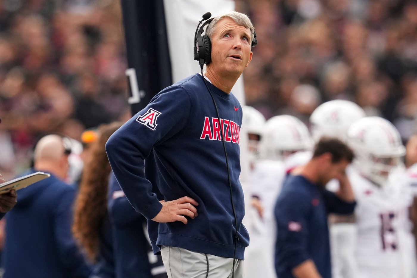 Arizona extends football coach Brent Brennan through 2030 season | iNFOnews.ca Arizona extends football coach Brent Brennan through 2030 season | iNFOnews.ca