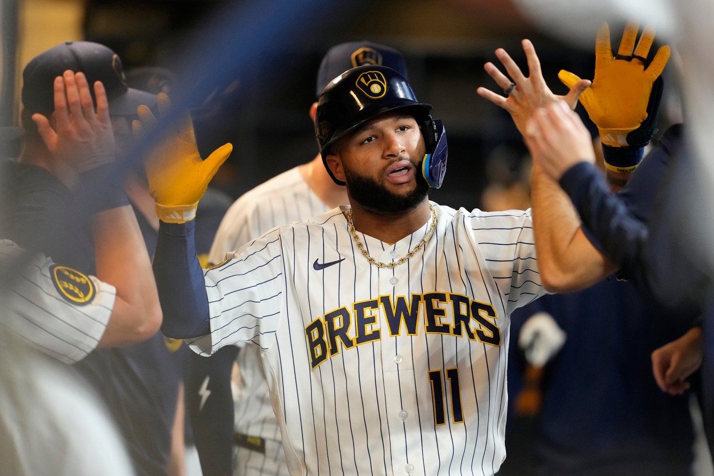 Brewers' Jackson Chourio joins exclusive club by producing three 20-homer seasons before turning 23 | iNFOnews.ca Brewers' Jackson Chourio joins exclusive club by producing three 20-homer seasons before turning 23 | iNFOnews.ca