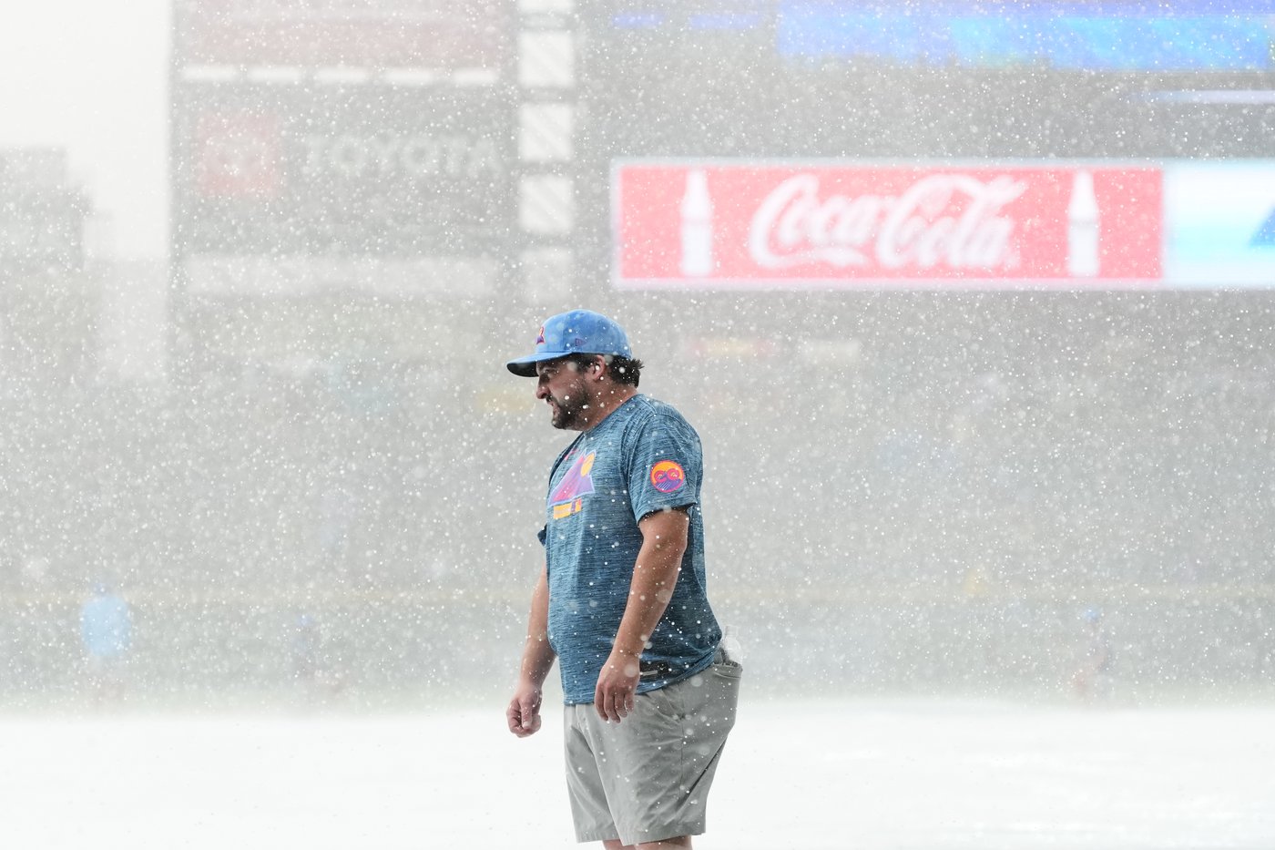 Sugano helps the Rockies beat the Royals 3-1 in game delayed at start by hailstorm | iNFOnews.ca Sugano helps the Rockies beat the Royals 3-1 in game delayed at start by hailstorm | iNFOnews.ca