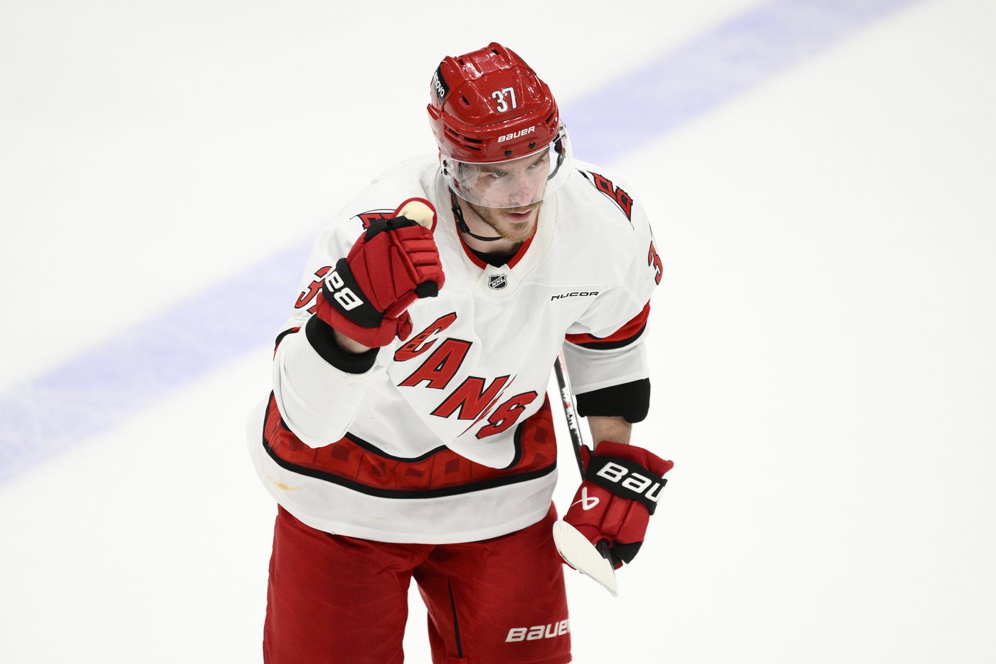Svechnikov breaks late tie, Hurricanes beat Capitals to reach Eastern final | iNFOnews.ca Svechnikov breaks late tie, Hurricanes beat Capitals to reach Eastern final | iNFOnews.ca