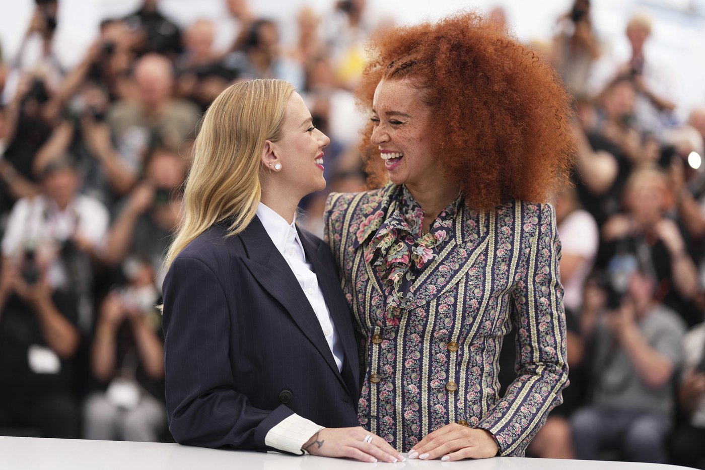 Scarlett Johansson debuts as a director in Cannes with a comic tale of grief and empathy | iNFOnews.ca Scarlett Johansson debuts as a director in Cannes with a comic tale of grief and empathy | iNFOnews.ca