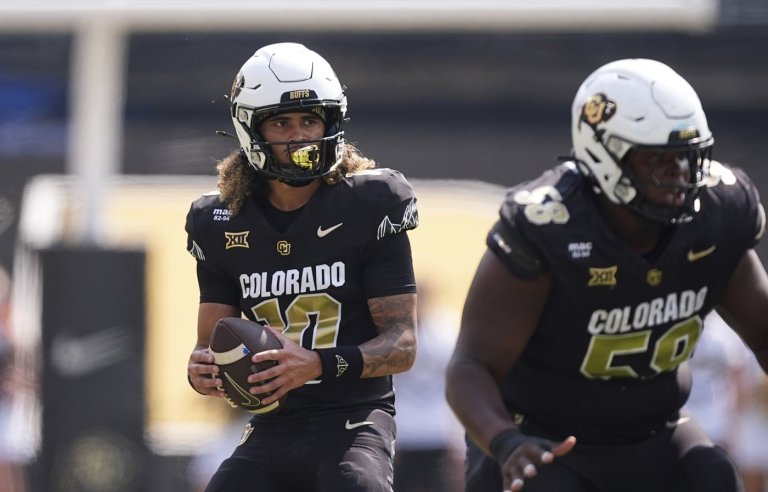 Highly touted freshman quarterback Julian "JuJu" Lewis makes Colorado debut against Delaware | iNFOnews.ca
