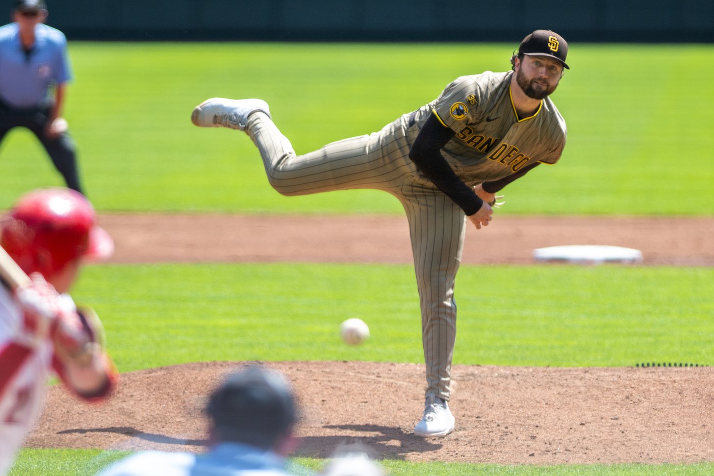 Brito, Bleday and Rodríguez homer, Reds score 7 unanswered runs to beat Padres 7-3 | iNFOnews.ca
