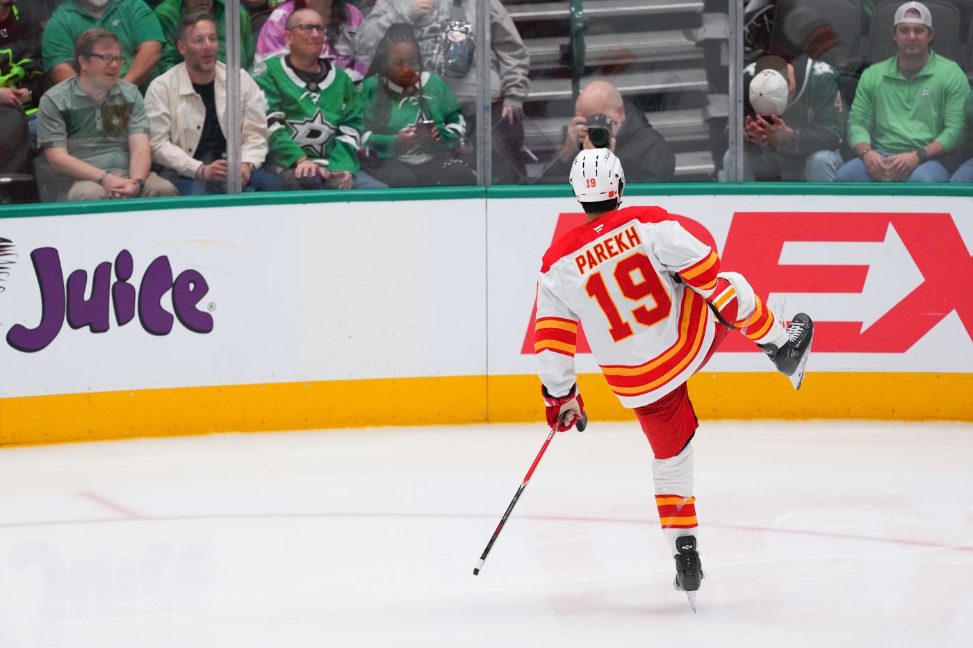 Flames open training camp aiming for buzz in final season at Saddledome | iNFOnews.ca