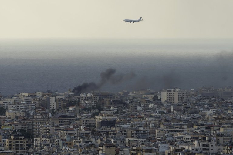 Interest in Canadian flights out of Lebanon last year waned quickly, documents show | iNFOnews.ca