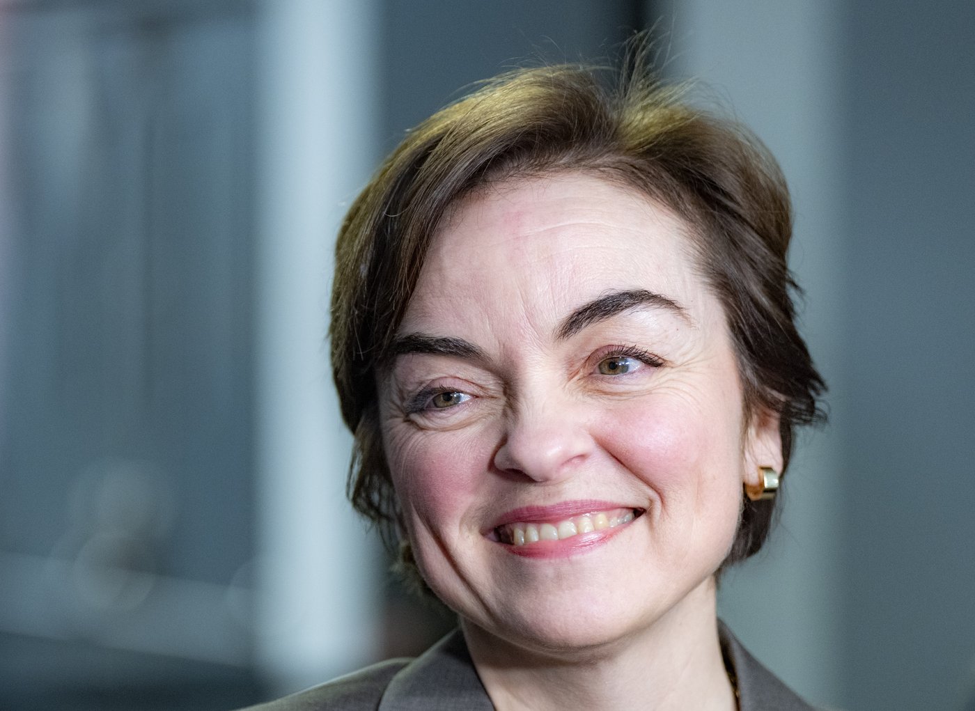 CAQ leadership candidate Fréchette promises to revive fast-track immigration program | iNFOnews.ca