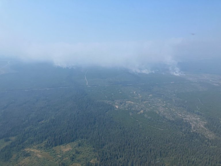 B.C. warns wildfire threats remain despite rain, cooler conditions in some places | iNFOnews.ca