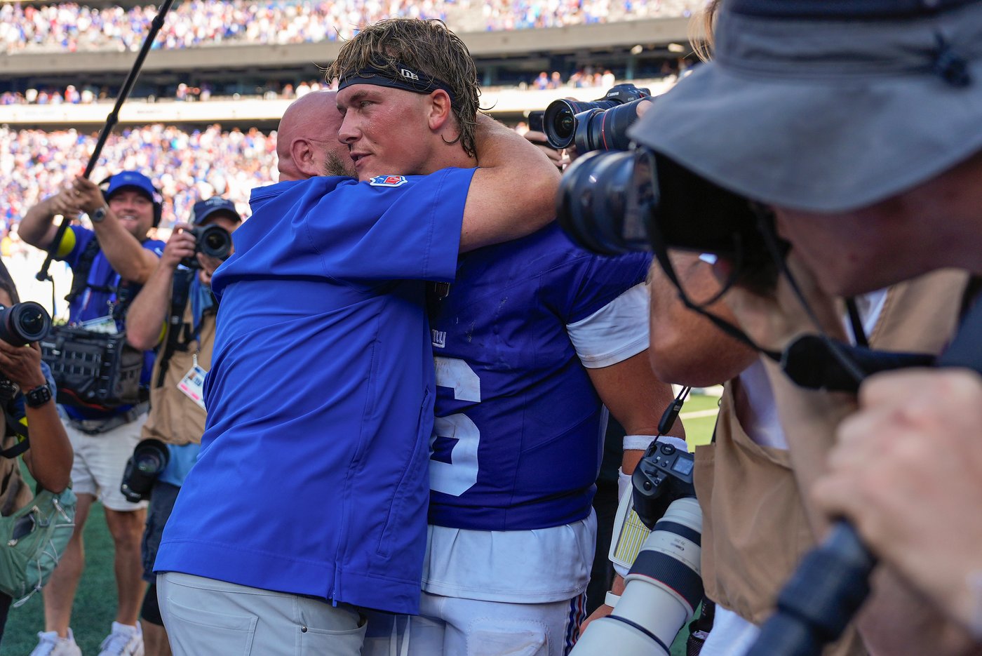 Dart's impressive debut leads Giants to 1st win over Chargers, but await word on Nabers' injury | iNFOnews.ca