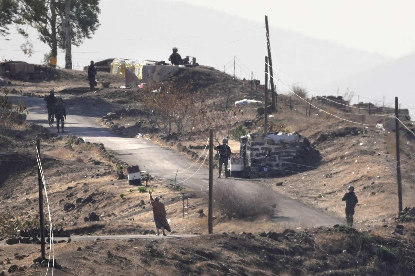 Syrian villagers near the Golan Heights say Israeli forces are banning them from their fields | iNFOnews.ca Syrian villagers near the Golan Heights say Israeli forces are banning them from their fields | iNFOnews.ca