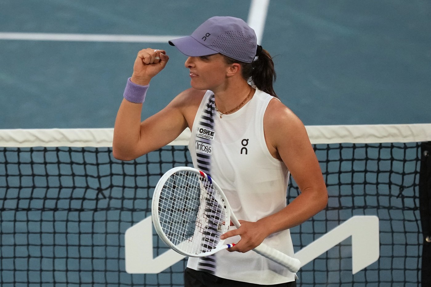 Pegula knocks 2025 champion Keys out of Australian Open, faces Anisimova in quarterfinals | iNFOnews.ca