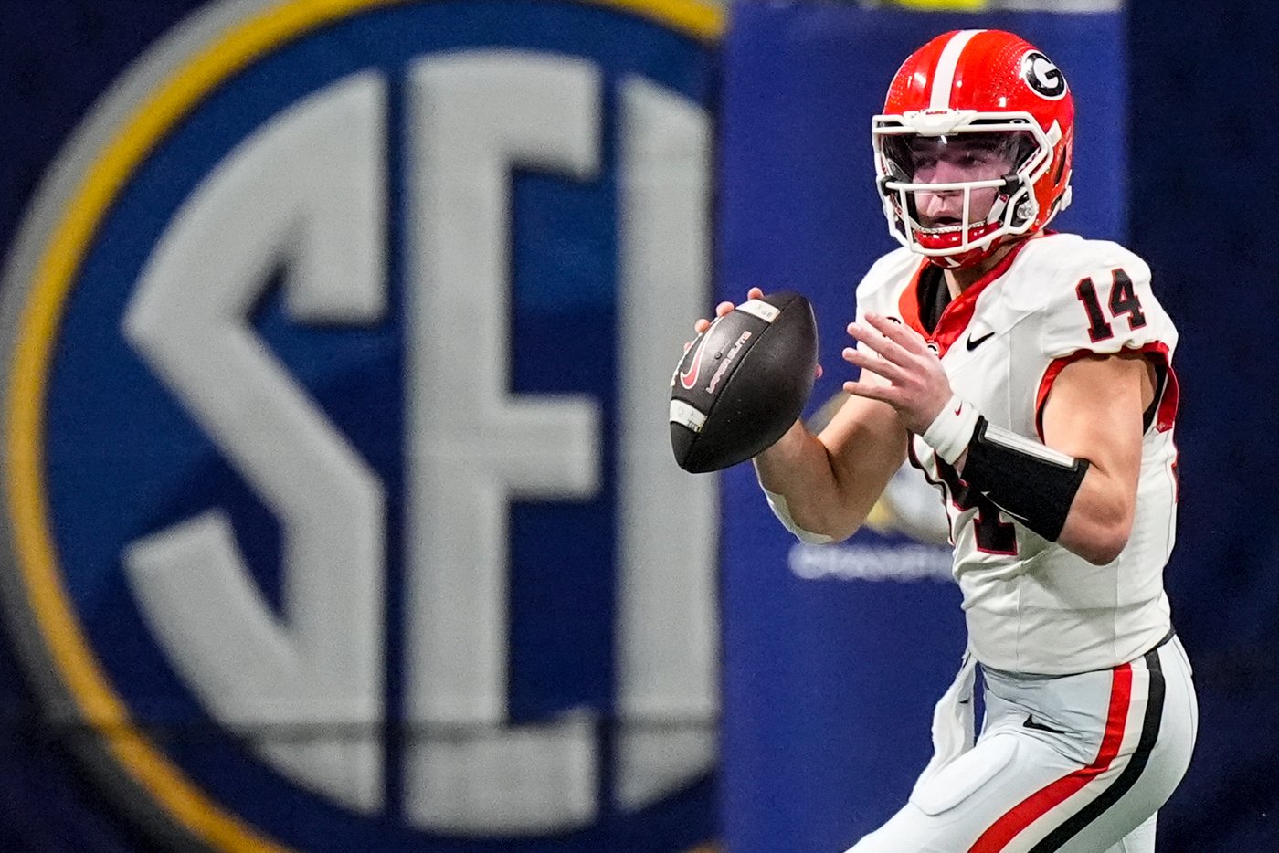 College Football Playoff picks: Buckeyes, Red Raiders, Hoosiers, Bulldogs are expected to advance | iNFOnews.ca
