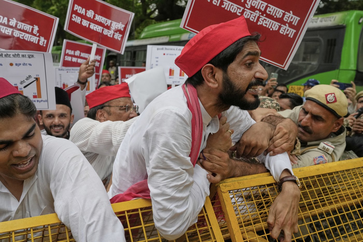 India's opposition parties protest against a controversial electoral roll revision | iNFOnews.ca