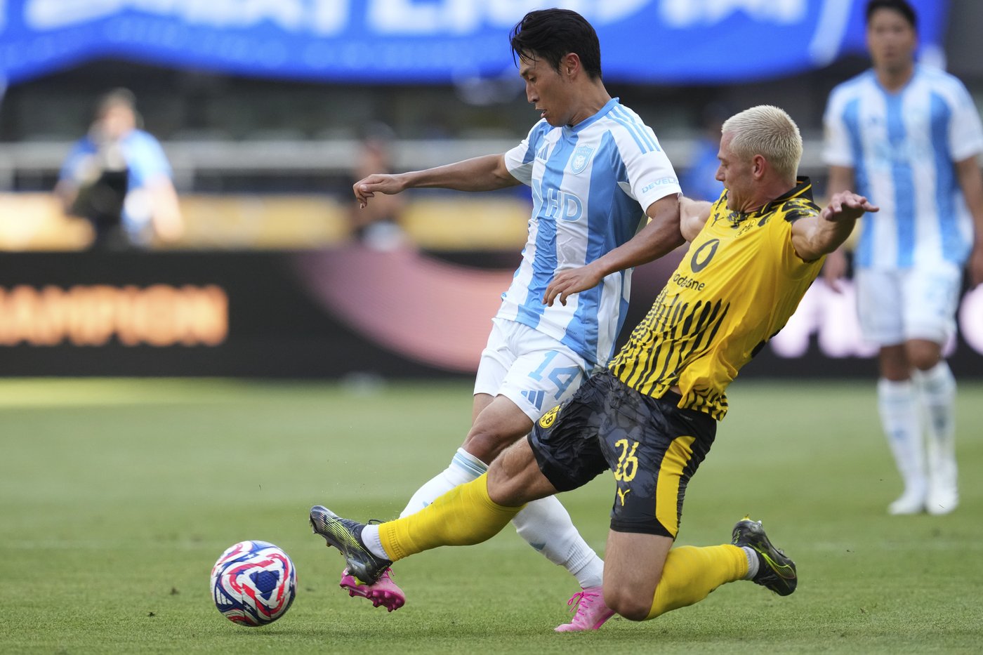 Borussia Dortmund advances in Club World Cup with a 1-0 win over Ulsan | iNFOnews.ca Borussia Dortmund advances in Club World Cup with a 1-0 win over Ulsan | iNFOnews.ca