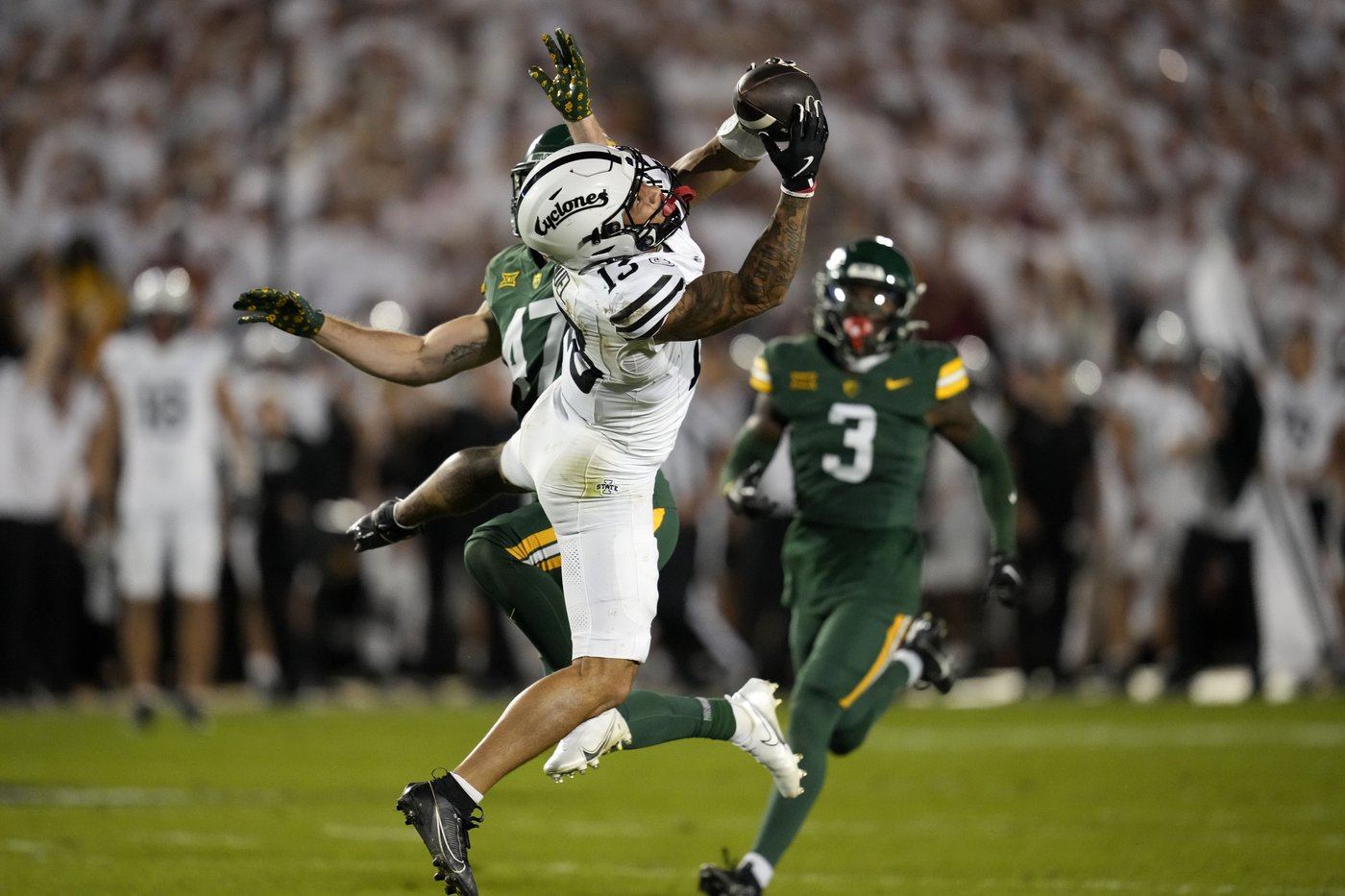 Rocco Becht throws for 277 yards and two scores to lead No. 16 Iowa State to 43-21 win over Baylor | iNFOnews.ca