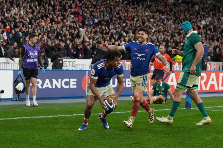 France begins Six Nations title defense with five-try pounding of Ireland in 36-14 win | iNFOnews.ca