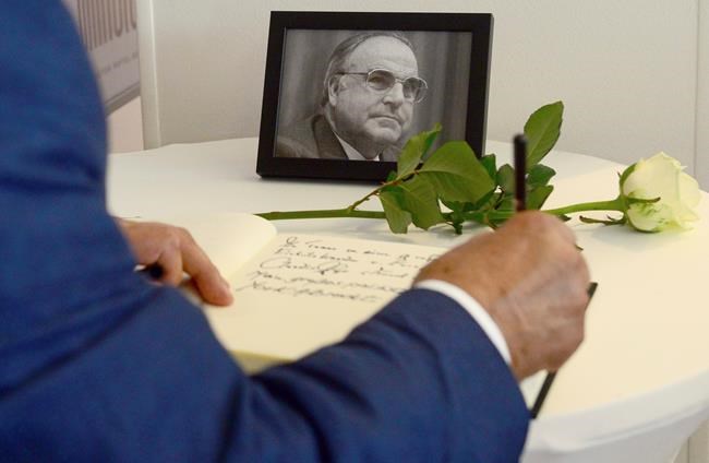 German newspaper editor apologizes for front page on Kohl | iNFOnews.ca