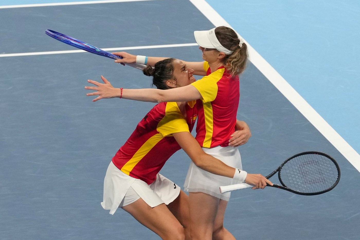 Spain advances to Billie Jean King Cup semifinals against Czechia by beating Kazakhstan 2-1 | iNFOnews.ca Spain advances to Billie Jean King Cup semifinals against Czechia by beating Kazakhstan 2-1 | iNFOnews.ca