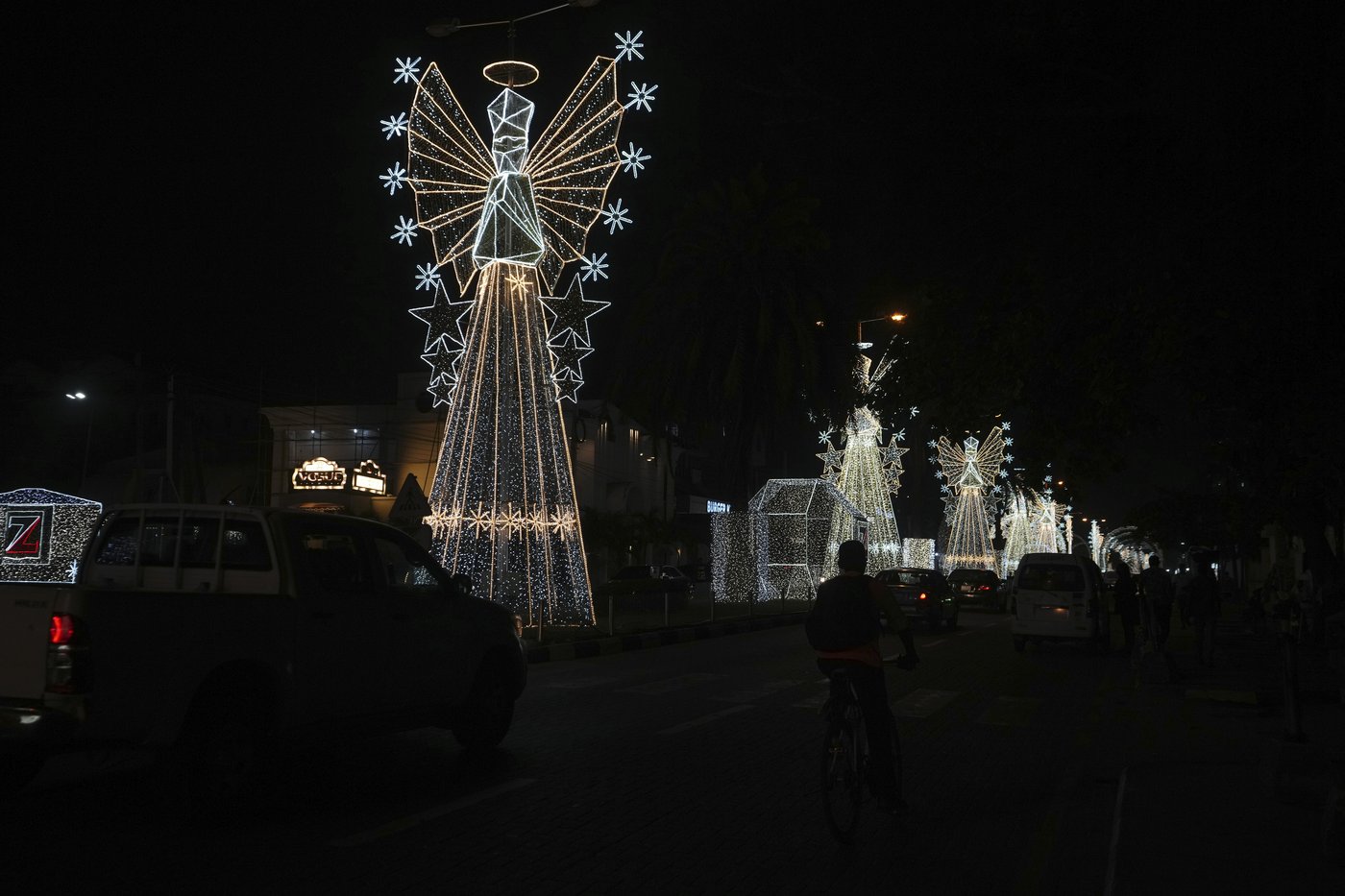 Why did at least 67 people die in Christmas charity stampedes in struggling Nigeria? | iNFOnews.ca Why did at least 67 people die in Christmas charity stampedes in struggling Nigeria? | iNFOnews.ca