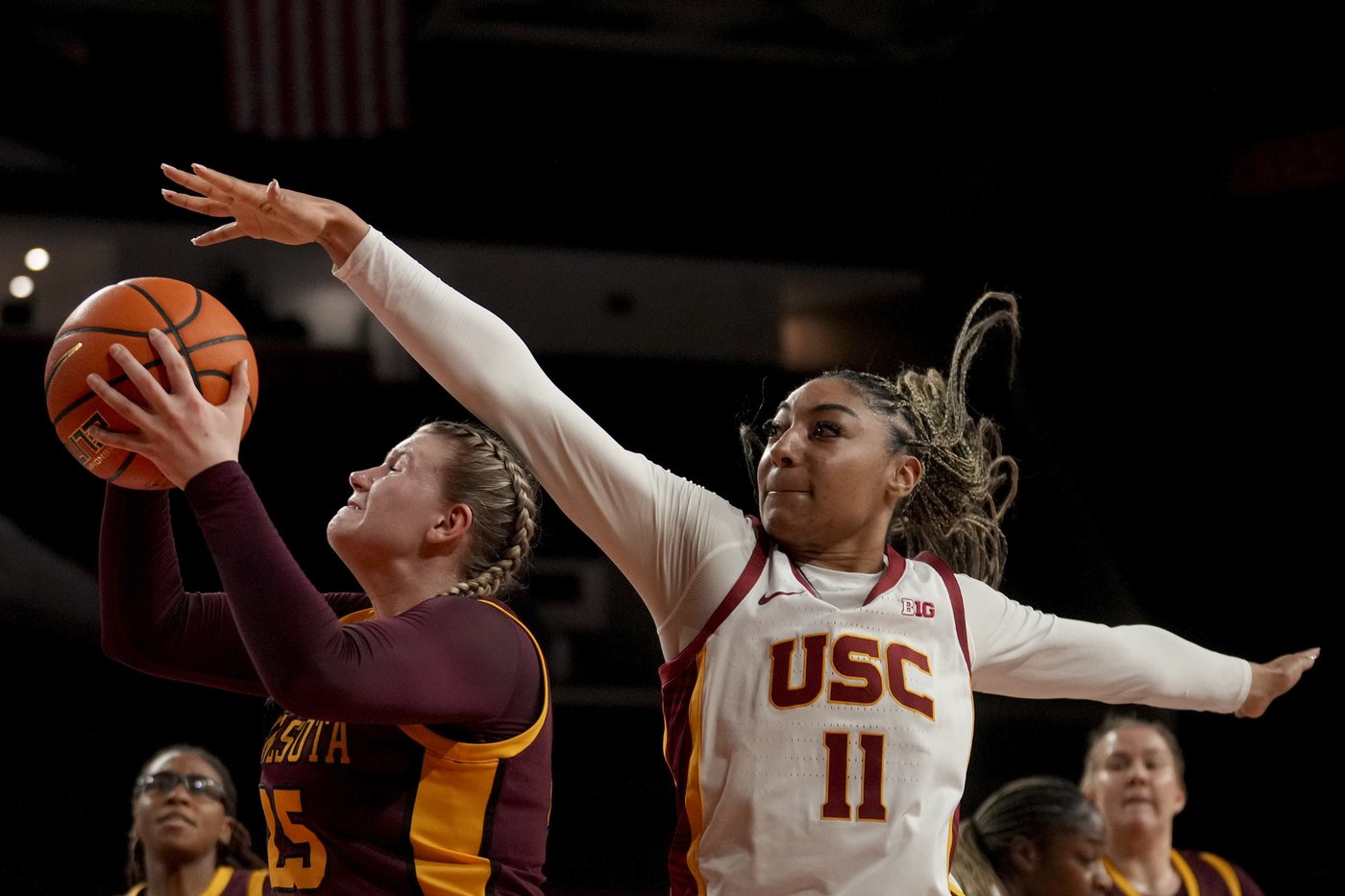 Iriafen and Watkins lead No. 4 Southern California to 82-69 victory over Minnesota | iNFOnews.ca Iriafen and Watkins lead No. 4 Southern California to 82-69 victory over Minnesota | iNFOnews.ca