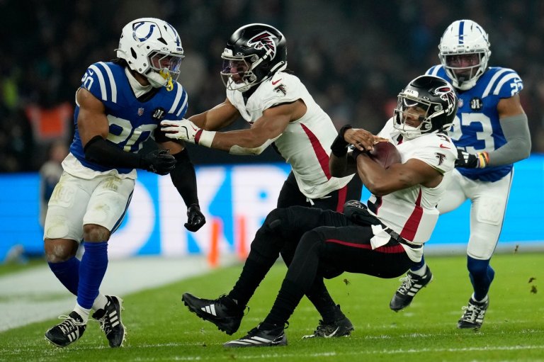 Falcons struggle on third down against Colts and slip to fourth straight loss | iNFOnews.ca