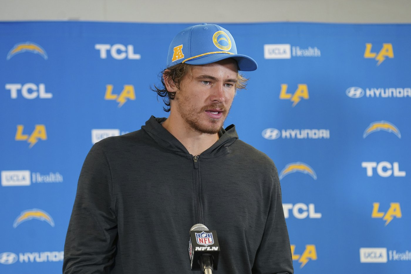 Justin Herbert is 'feeling less pain' in sprained ankle as short-handed Chargers prepare for Chiefs | iNFOnews.ca Justin Herbert is 'feeling less pain' in sprained ankle as short-handed Chargers prepare for Chiefs | iNFOnews.ca