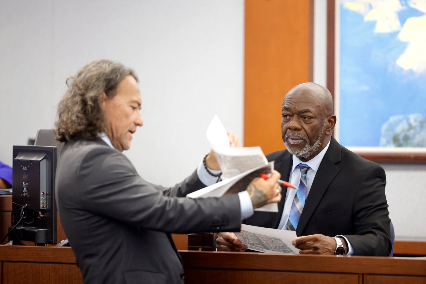Duane 'Keffe D' Davis' murder trial heads to closings in Tupac Shakur's 1996 killing | iNFOnews.ca