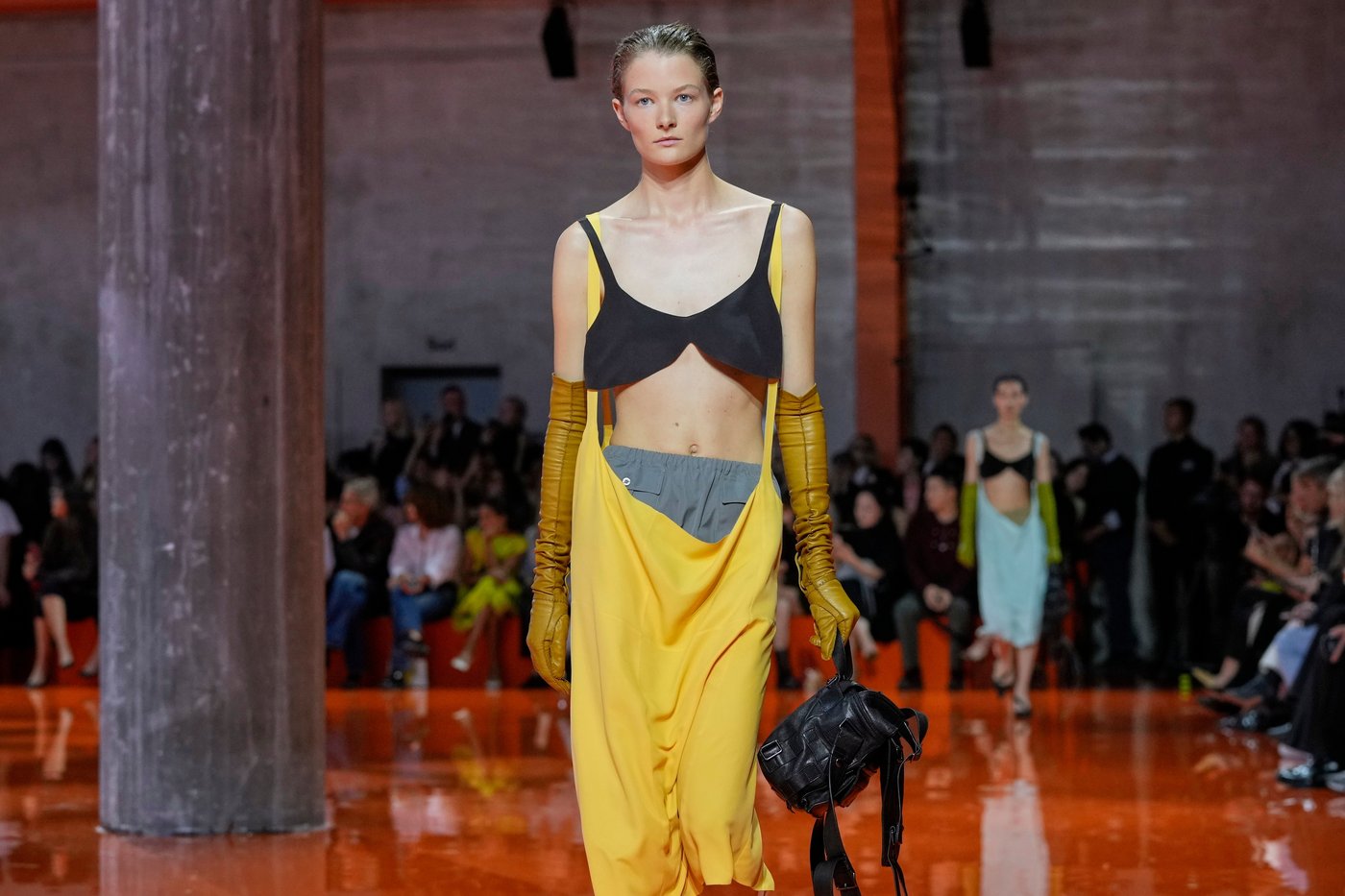 Prada's Milan runway offers the freedom to compose looks beyond fashion's conventions | iNFOnews.ca Prada's Milan runway offers the freedom to compose looks beyond fashion's conventions | iNFOnews.ca