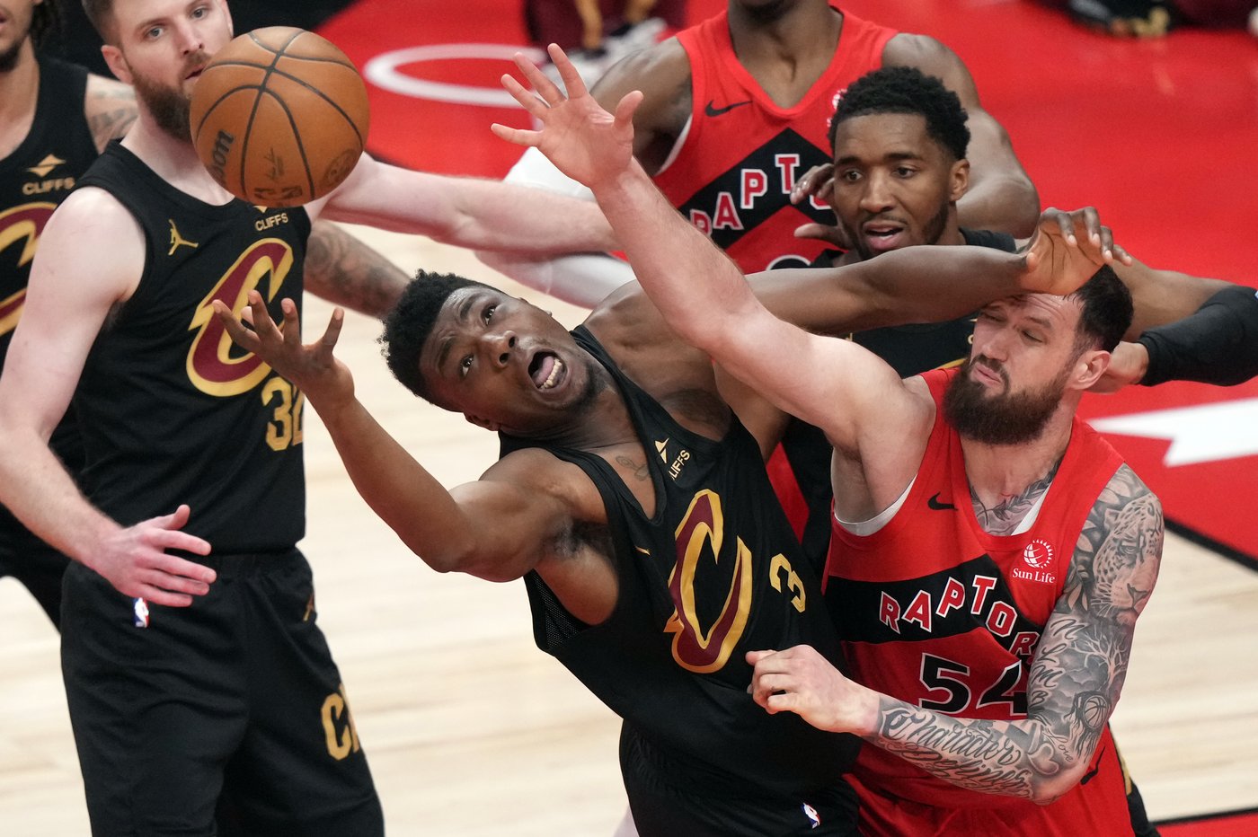 Raptors, Cavaliers ready to rumble in tonight's Game 7 NBA showdown | iNFOnews.ca Raptors, Cavaliers ready to rumble in tonight's Game 7 NBA showdown | iNFOnews.ca